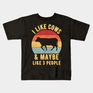 I like cows and maybe like 3 people Kids T-Shirt